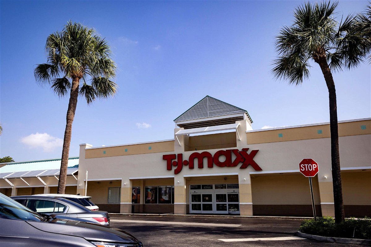 <i>Eva Marie Uzcategui/Bloomberg/Getty Images/File via CNN Newsource</i><br/>Retailers like TJ Maxx are turning to body cameras to keep stores safe.