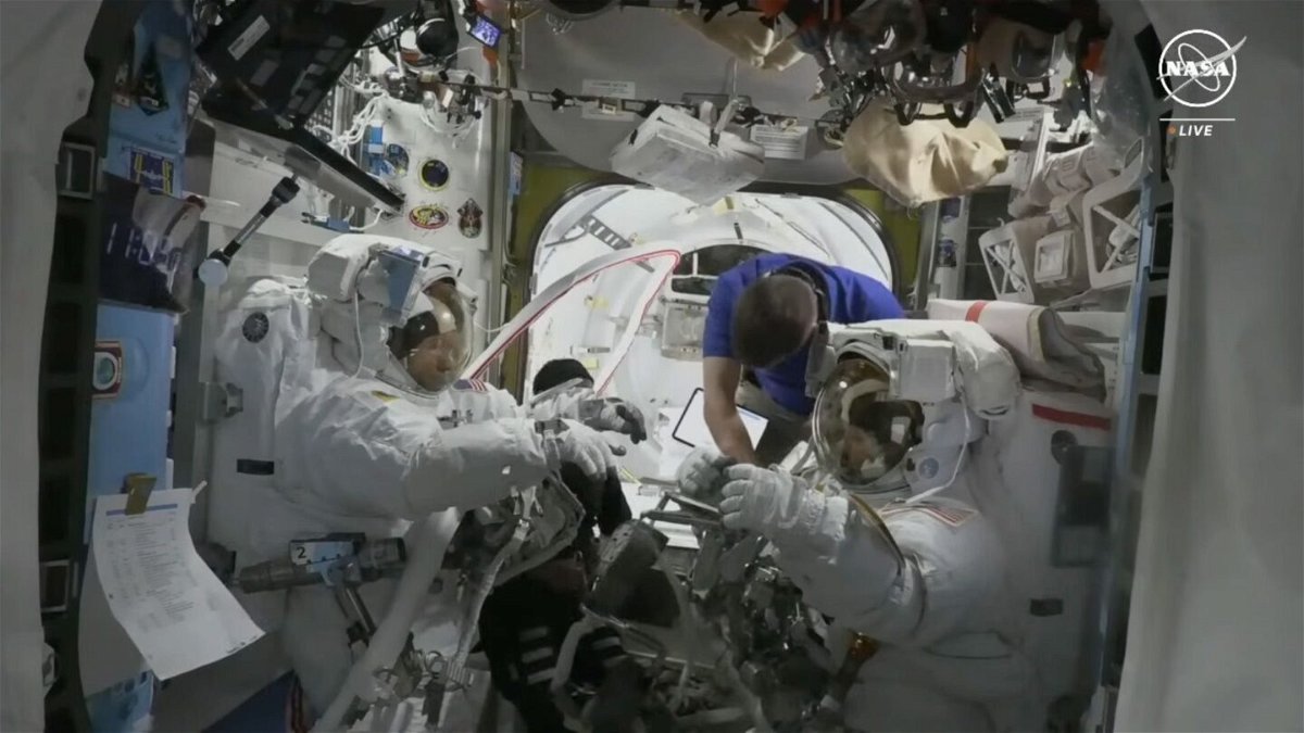 <i>NASA via CNN Newsource</i><br/>NASA astronauts Tracy Dyson and Mike Barratt (foreground