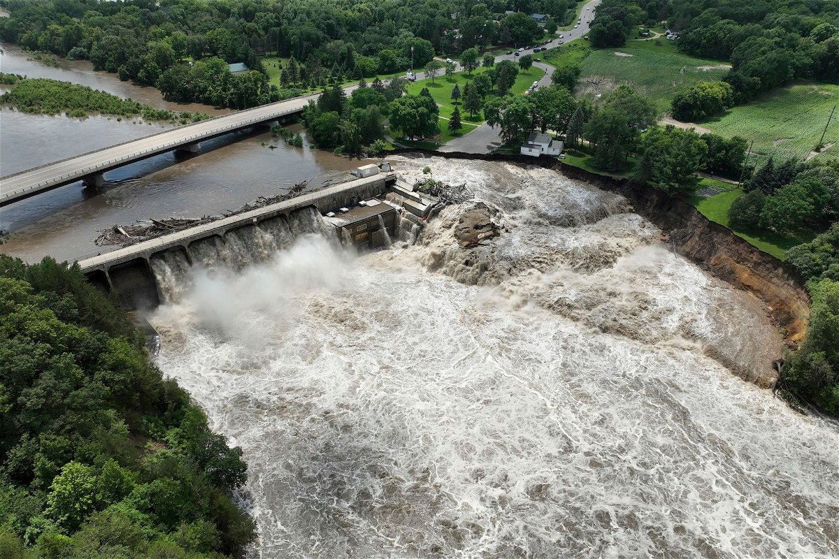 <i>Mark Vancleave/AP via CNN Newsource</i><br/>The Rapidan Dam in Minnesota is in “imminent failure condition