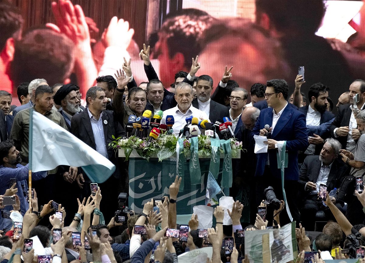 <i>Morteza Nikoubazl/NurPhoto/Shutterstock via CNN Newsource</i><br/>Former reformist Member of Parliament and Iran's 2024 presidential elections candidate