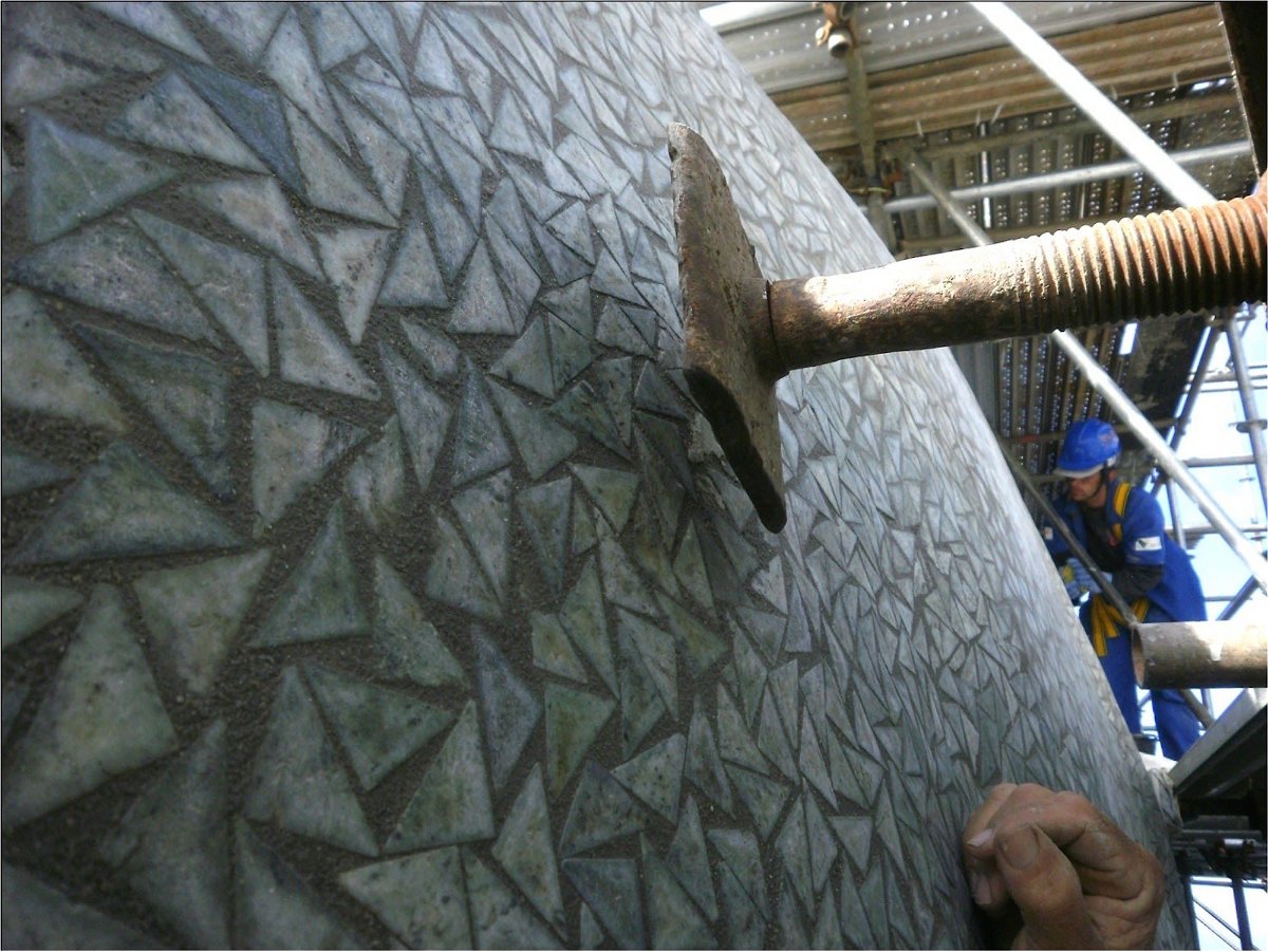 <i>Courtesy Gilson Martins via CNN Newsource</i><br/>The statue is covered in six million tesserae.