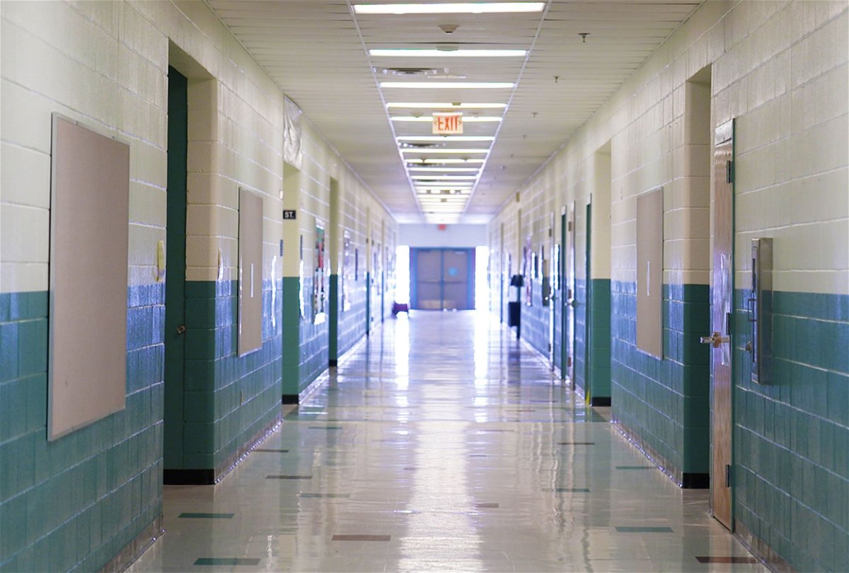 <i>Jeremy Harlan/CNN via CNN Newsource</i><br/>An empty hallway at Sunset Canyon Elementary School in the Paradise Valley School District