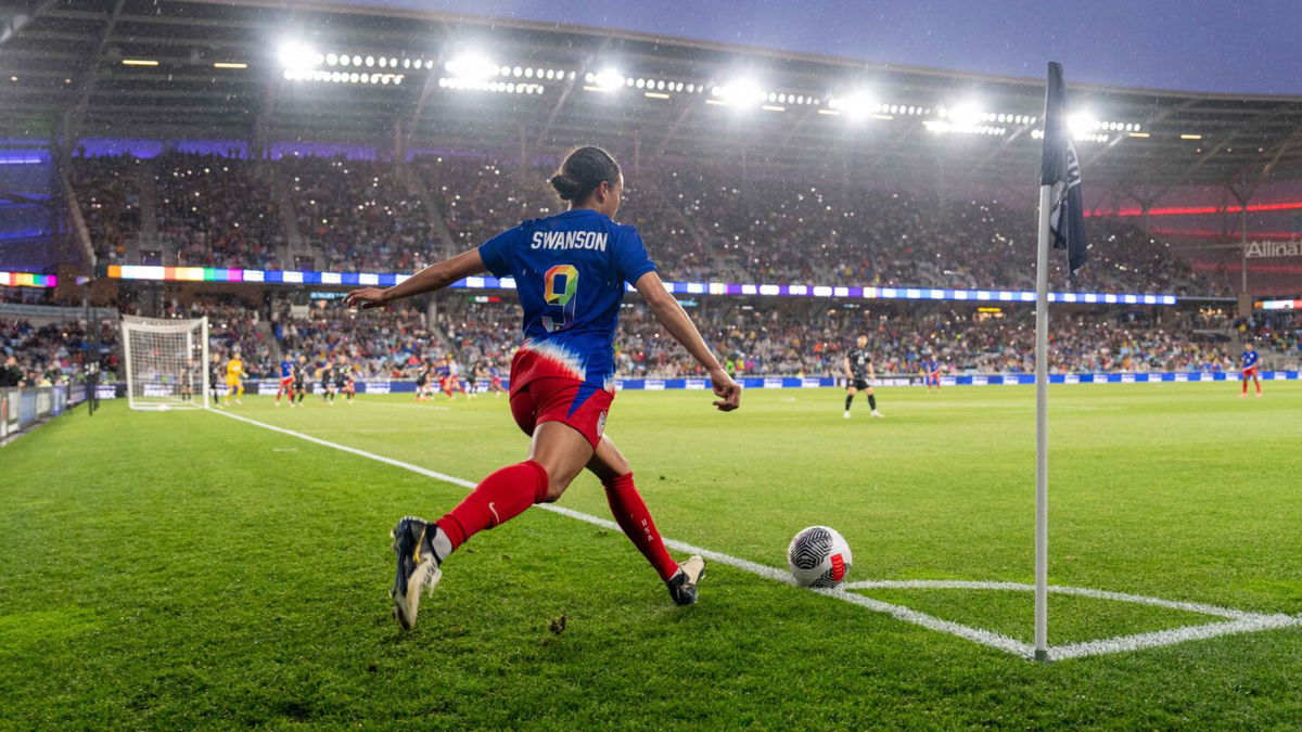 Mallory Swanson #9 of the United States takes a corner kick during a game between Korea Republic and USWNT at Allianz Field on June 4