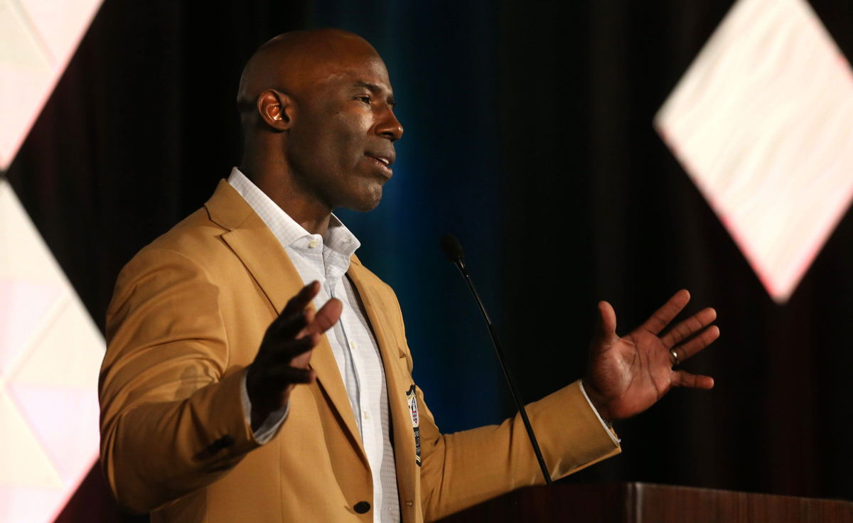 <i>Scott Utterback/Courier Journal/USA Today Network via CNN Newsource</i><br/>Terrell Davis took to social media to share an emailed letter notifying the NFL Hall of Famer of his placement on United's 