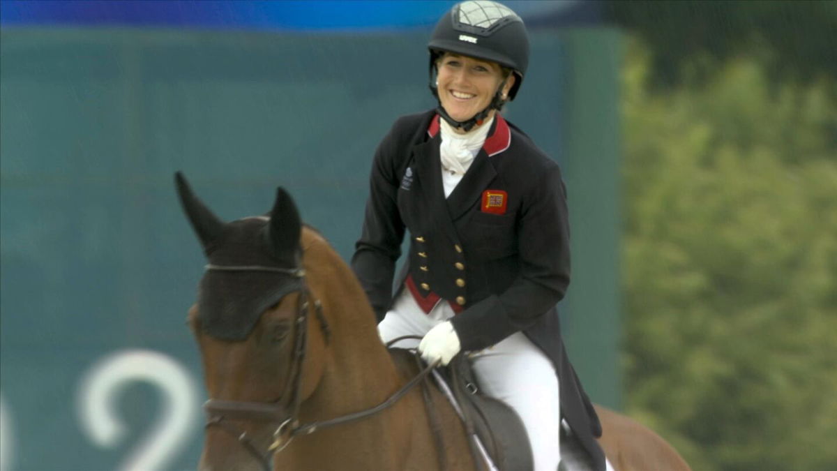 Laura Collett performs dazzling eventing dressage routine