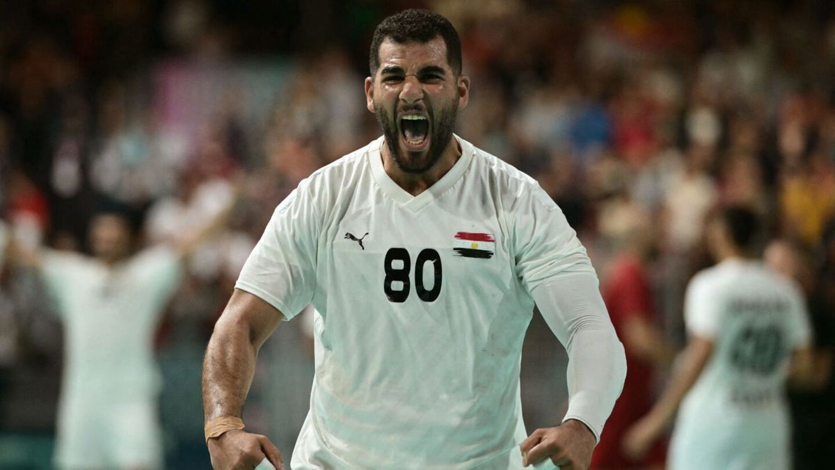 Egypt edges Hungary in men's handball group play