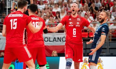 Poland handles Egypt in straight sets to start gold pursuit