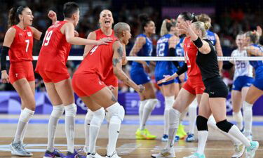 Players of Turkiye celebrate after a score during the women's preliminary round volleyball match between Turkiye and the Netherlands during the Paris 2024 Olympic Games at the South Paris Arena 1 in Paris on July 29