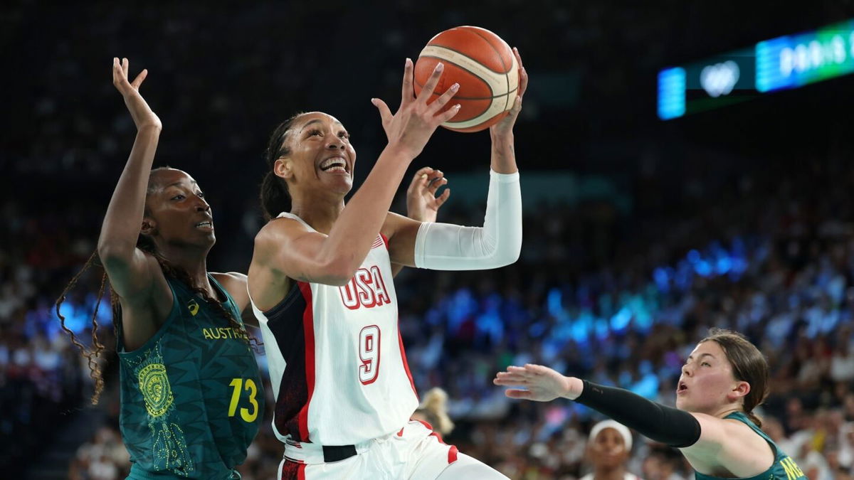 Just like old times U.S. women's basketball back in gold medal game