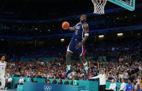 Anthony Edwards soars for dunk vs. Puerto Rico