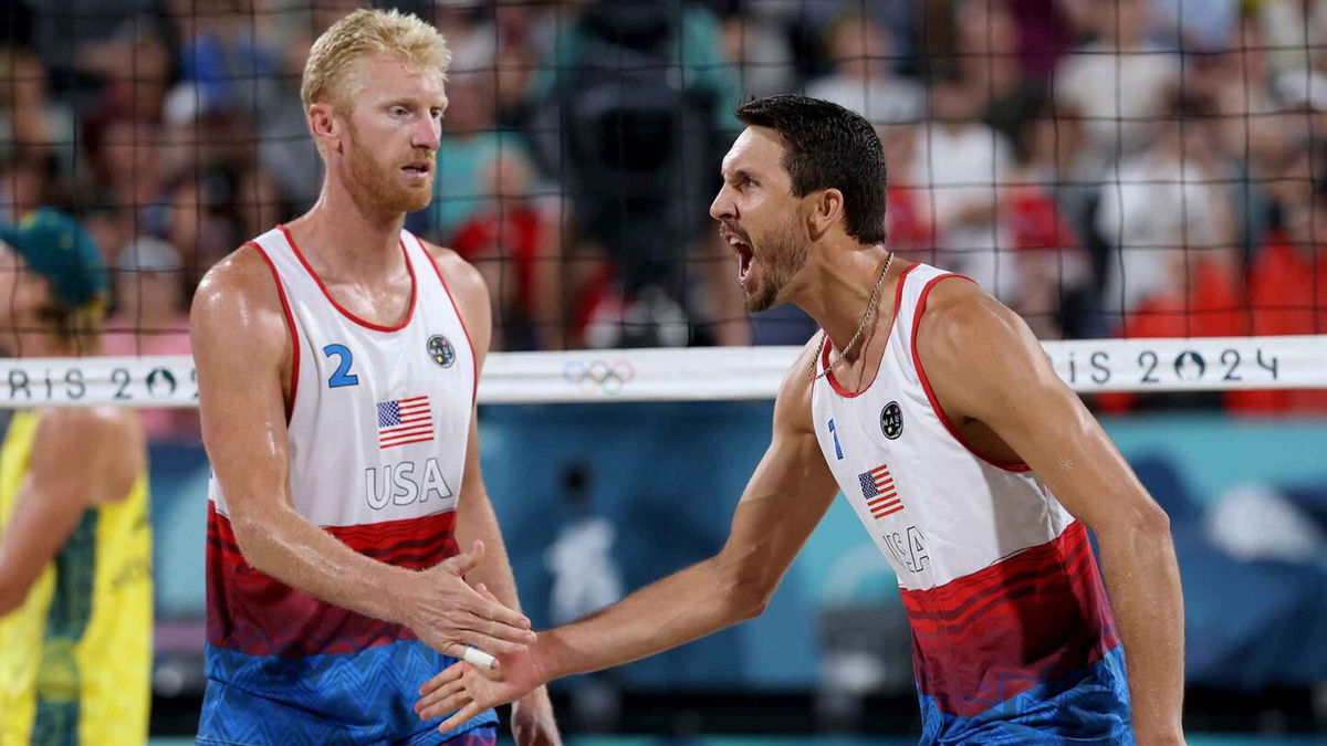 USA's Chase Budinger, Miles Evans defeat Australia, advance to beach