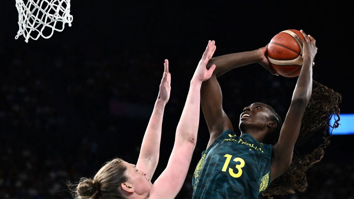 Ezi Magbegor goes up for layup vs. Belgium