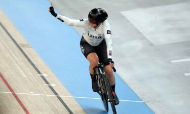 Jennifer Valente wins the women's omnium.