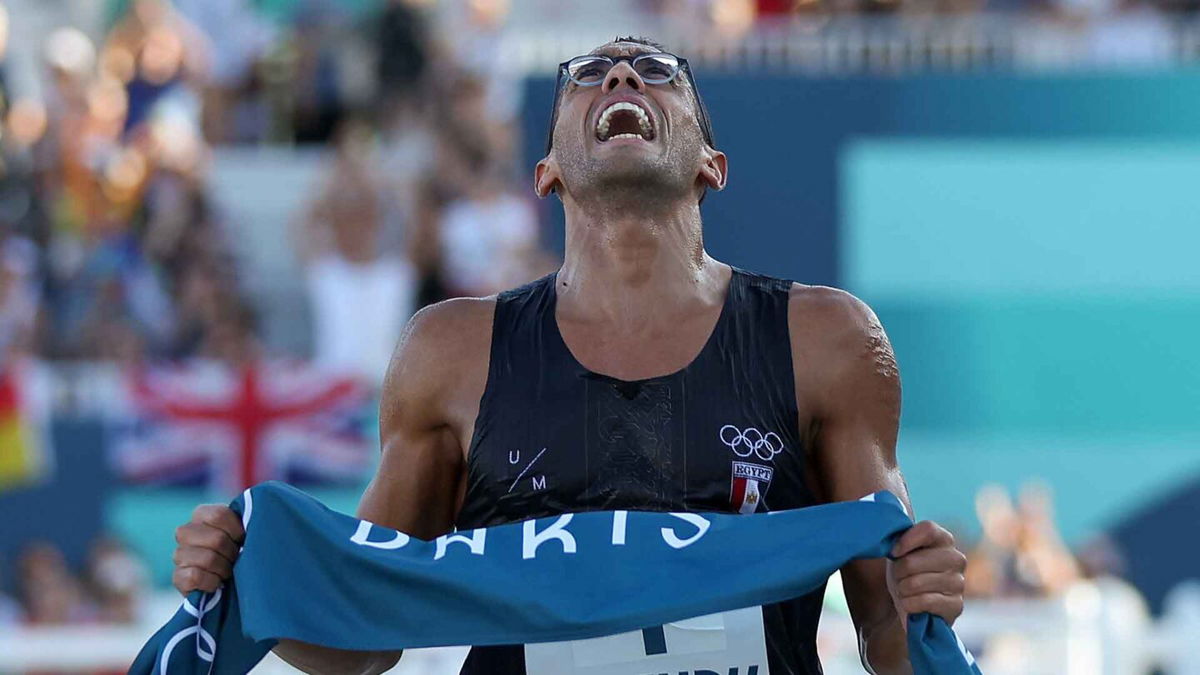 Ahmed Elgendy wins the men's modern pentathlon.