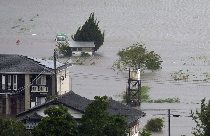 Farmland is submerged due to floods caused by heavy rains from Typhoon Shanshan in Oita prefecture, southwestern Japan, on August 29.