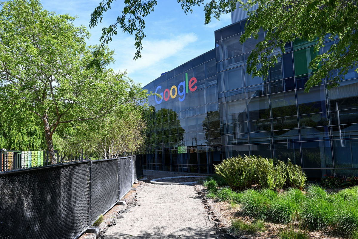 <i>Tayfun Coskun/Anadolu/Getty Images via CNN Newsource</i><br/>A view of Google headquarters in Mountain View