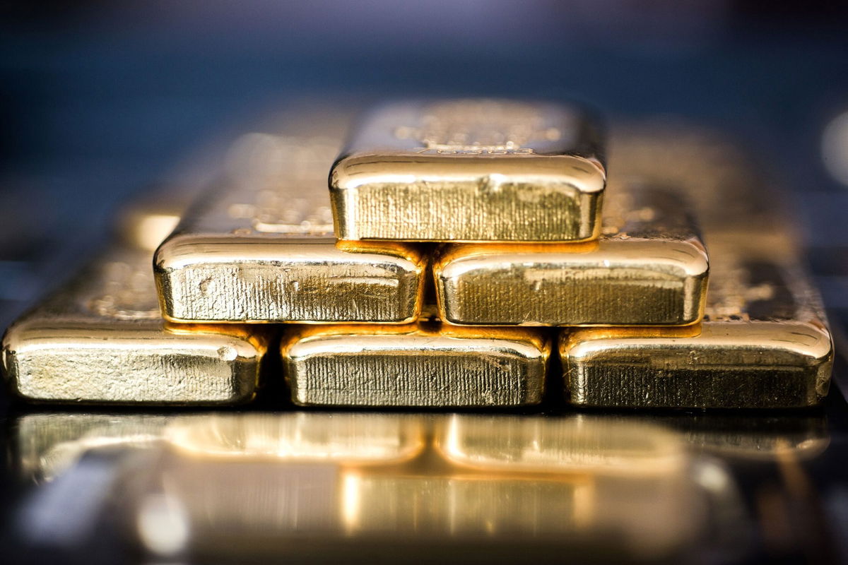 <i>Akos Stiller/Bloomberg/Getty Images via CNN Newsource</i><br/>Gold bars sit stacked in this arranged photograph in Hungary.