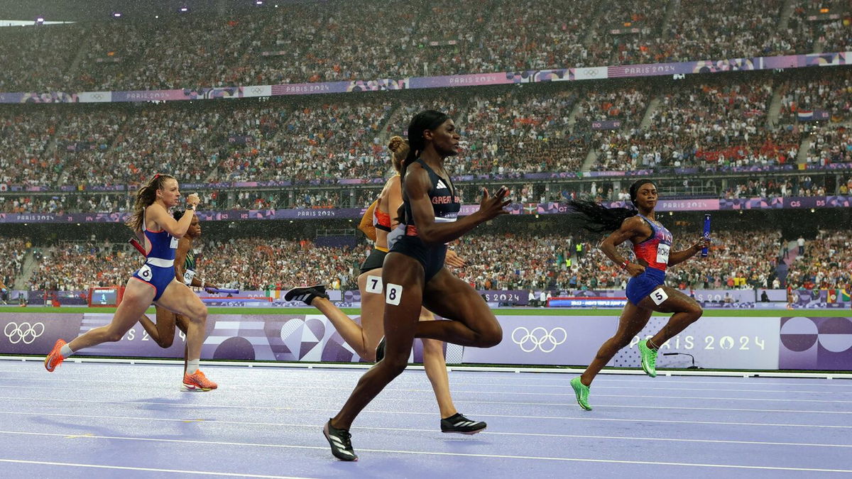 Sha'Carri Richardson running in women's 4x100m relay