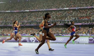 Sha'Carri Richardson running in women's 4x100m relay