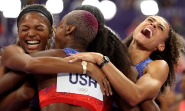 Women's 4x400m relay