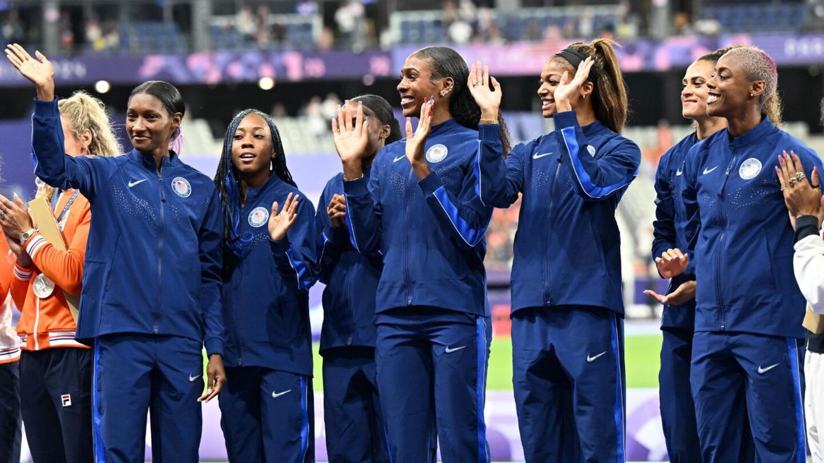 Medal ceremony for women's 4x400m relay teams