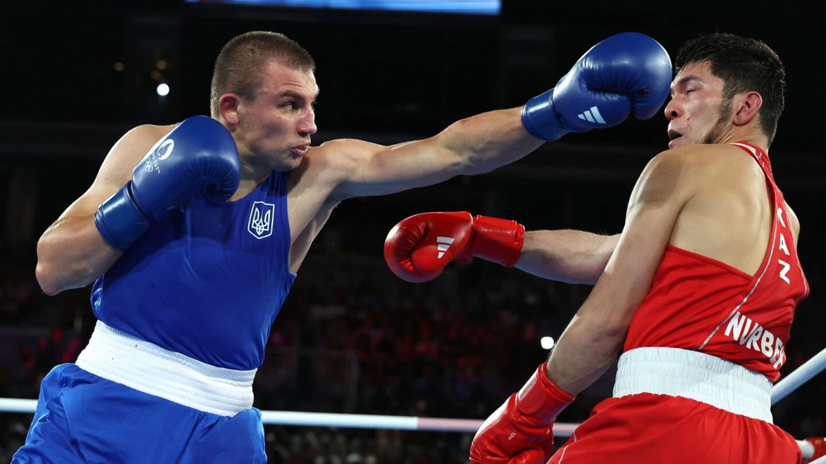 Khyzhniak vs. Oralbay at 2024 Paris Olympic Games