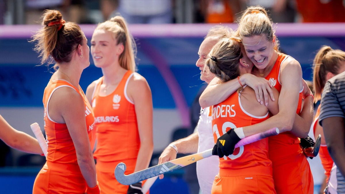 Netherlands blows by Argentina for gold medal bid