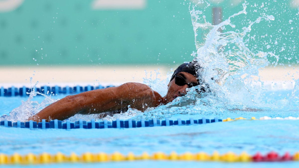 Elgendy competes in the swimming discipline in the modern pentathlon final.