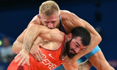 Kyle Dake earns bronze