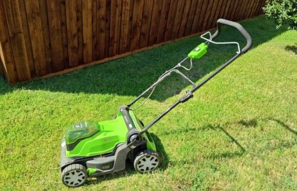 <i>LA Post via CNN Newsource</i><br/>Some Los Angeles residents are eligible to receive $250 to replace their gas-powered lawn mower and garden equipment in a newly expanded rebate program.