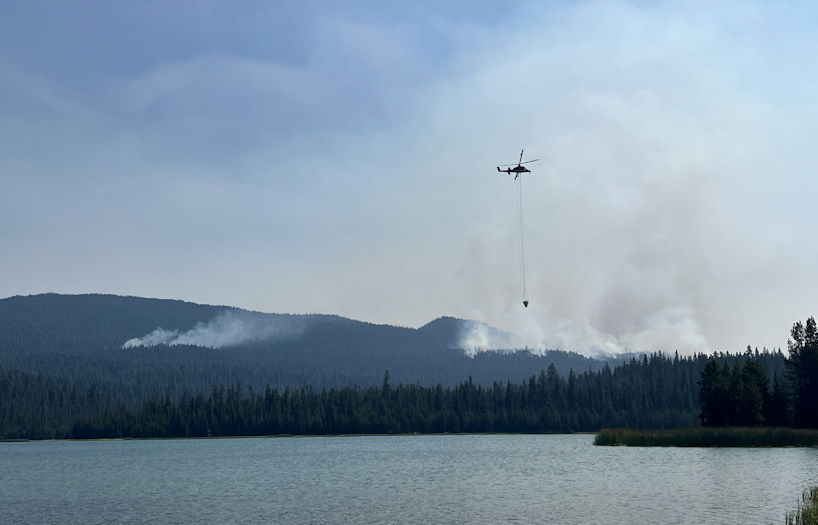 Little Lava Lake Sheridan fires helicopter Charles Hawkes 9-8