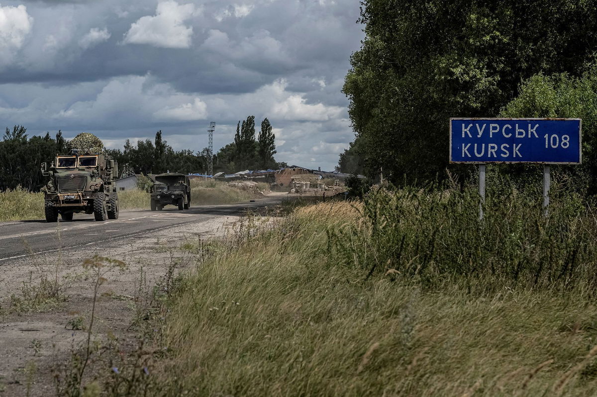 <i>Viacheslav Ratynskyi/Reuters via CNN Newsource</i><br/>Ukrainian servicemen at a crossing point at the border with Russia on August 13.