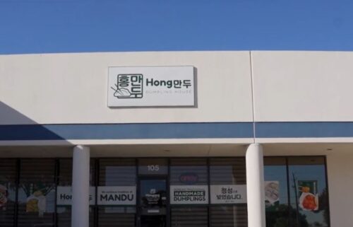 Hong Dumpling House serves Korean-style mandu dumplings. From the outside