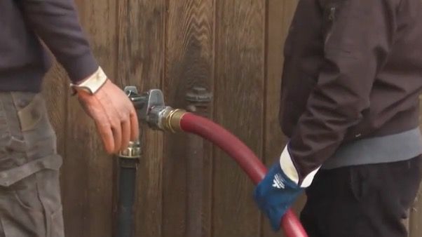 <i>WPTZ via CNN Newsource</i><br/>A Vermont charity non-profit has been helping give residents a warm surprise this season. Split-the-ticket has been working with fuel providers to give free oil to home owners who are nominated by community members.