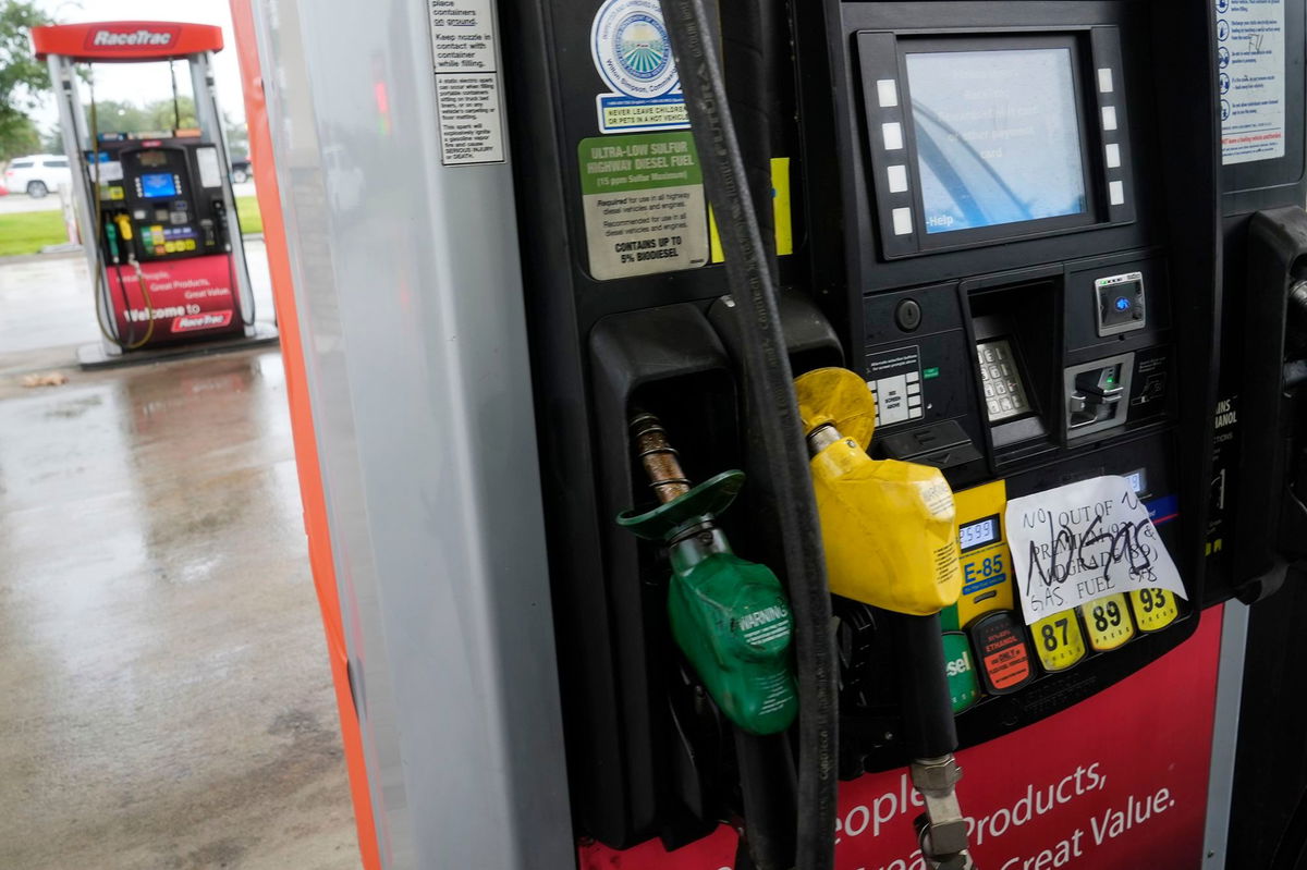 <i>Marta Lavandier/AP via CNN Newsource</i><br/>Pumps are closed at a gas station in Fort Myers Beach