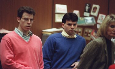 Erik Menendez (L) and his brother Lyle (R) listen during a pre-trial hearing