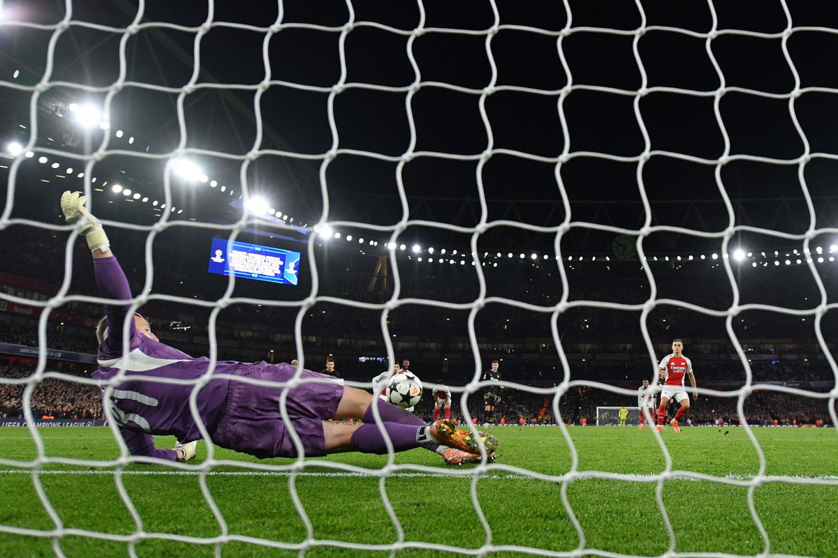 <i>Justin Setterfield/Getty Images via CNN Newsource</i><br/>Riznyk saved Trossard's second-half penalty.