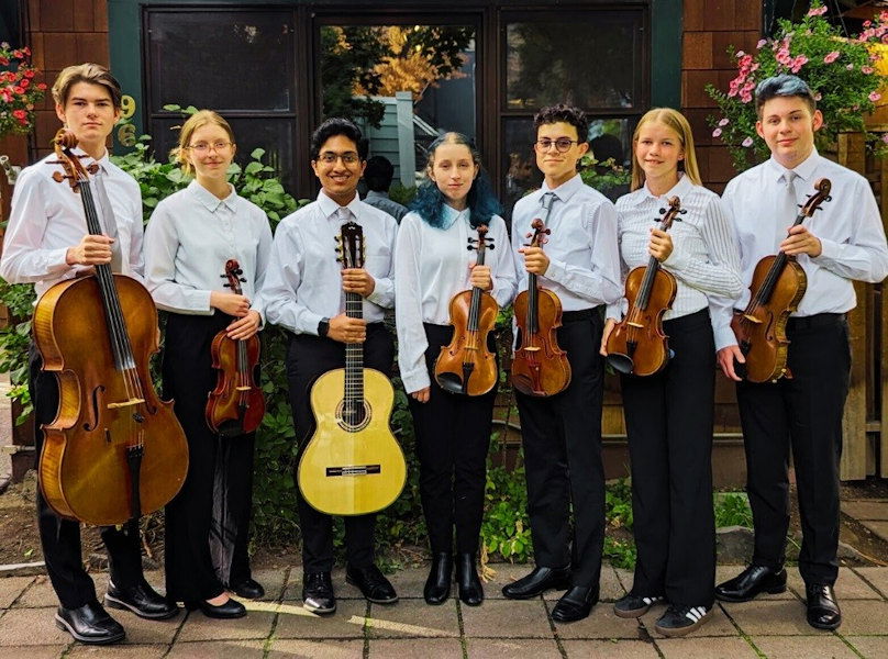 High Desert Chamber Music's Spotlight Chamber Players: (L-R) Jonathan Cupit, Parker Carlson, Aaron Goyal, Leah May, Ezra Oncken, Madeleine Bloom, Perrin Standen