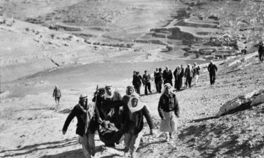 Palestinian Arabs fleeing their village near Jerusalem