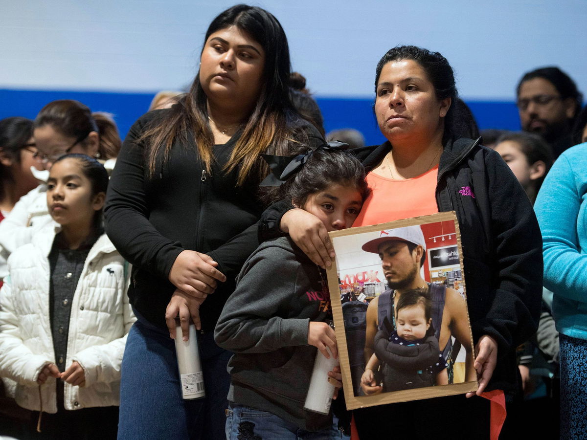 <i>Saul Young/Knoxville News Sentinel/USA Today Network/Imagn Images via CNN Newsource</i><br/>Community members gather at a prayer vigil at an elementary school in Morristown