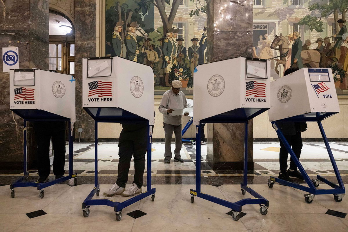 <i>Yuki Iwamura/AP via CNN Newsource</i><br/>Voters cast their ballots at the Bronx County Supreme Court in New York on November 5