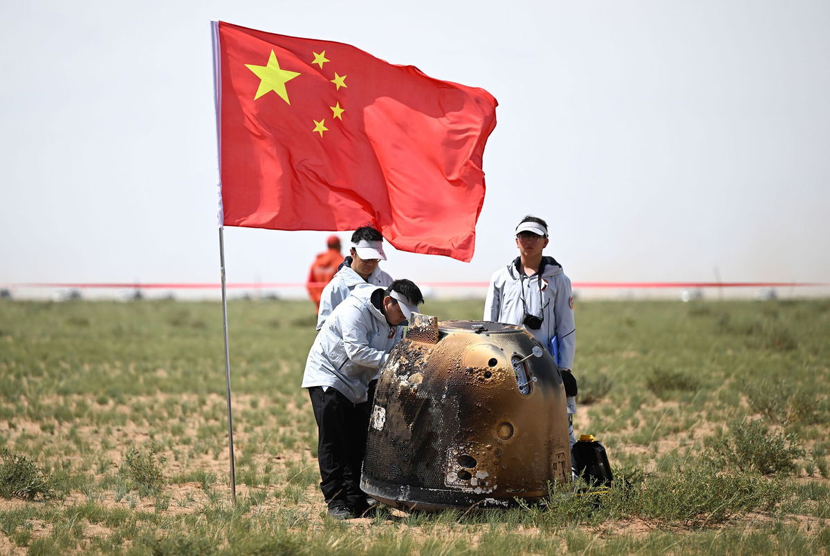 <i>Xinhua/Shutterstock via CNN Newsource</i><br/>The Chang'e-6 probe's return capsule