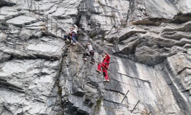 The “Sky Ladder” on the Mount Qixing in Zhangjiajie Nature Park