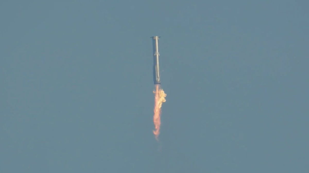 <i>SpaceX via CNN Newsource</i><br/>