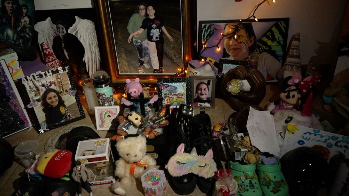 <i>Eran Hami/KRIS via CNN Newsource</i><br/>Rob Silva is reminded what happened to his daughter