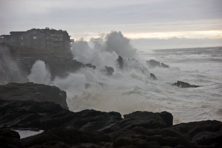 A 7 magnitude quake hit off the northern California coast on Thursday morning.