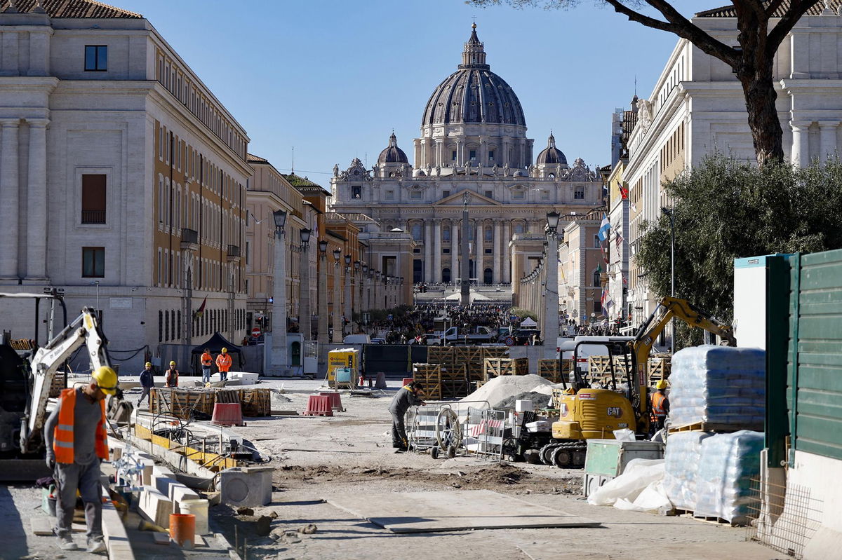 <i>Fabio Frustaci/EPA-EFE/Shutterstock via CNN Newsource</i><br/>The widespread repair work has been playing havoc with Rome's road traffic.