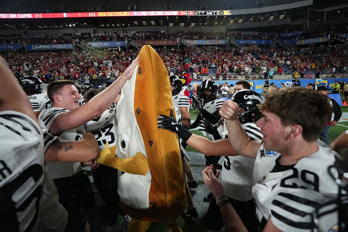 <i>Jasen Vinlove/USA Today Sports/Reuters via CNN Newsource</i><br/>Iowa State Cyclones celebrate first 11-win season in program history following Pop-Tart Bowl win.