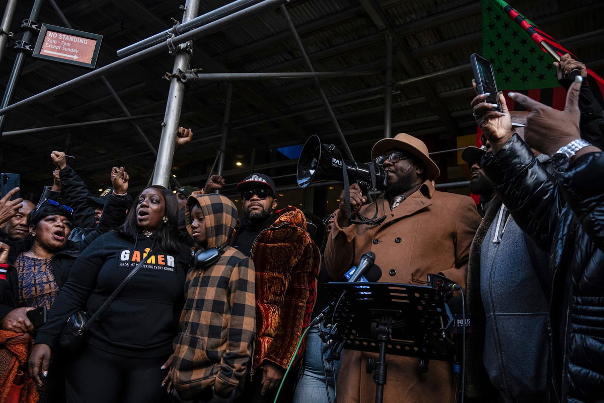 <i>Laura Brett/SIPA USA/AP via CNN Newsource</i><br/>A broad range of Black activists and organizations rallied and held a press conference outside New York Gov. Kathy Hochul's Manhattan office in protest of the murder of Robert Brooks by correction officers at the Marcy Correctional Facility.