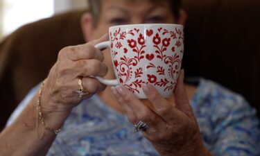 A Flour Bluff family turned a simple holiday tradition into an unforgettable memory and a viral sensation. Cloye McGinley